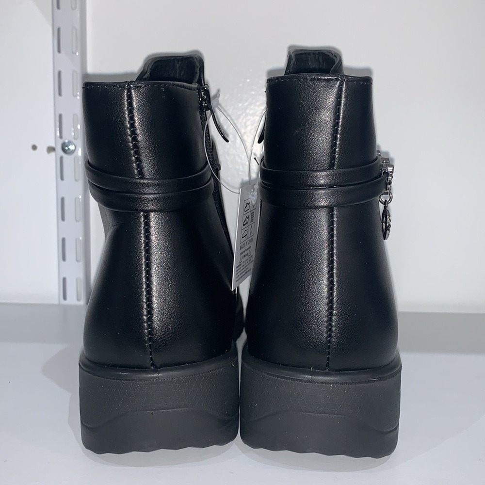 3 CLOVER BLACK BOOTS - Picture 8 of 10